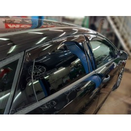 Отзыв - дефлекторы Кобра Тюнинг на окна Форд Фокус 2011