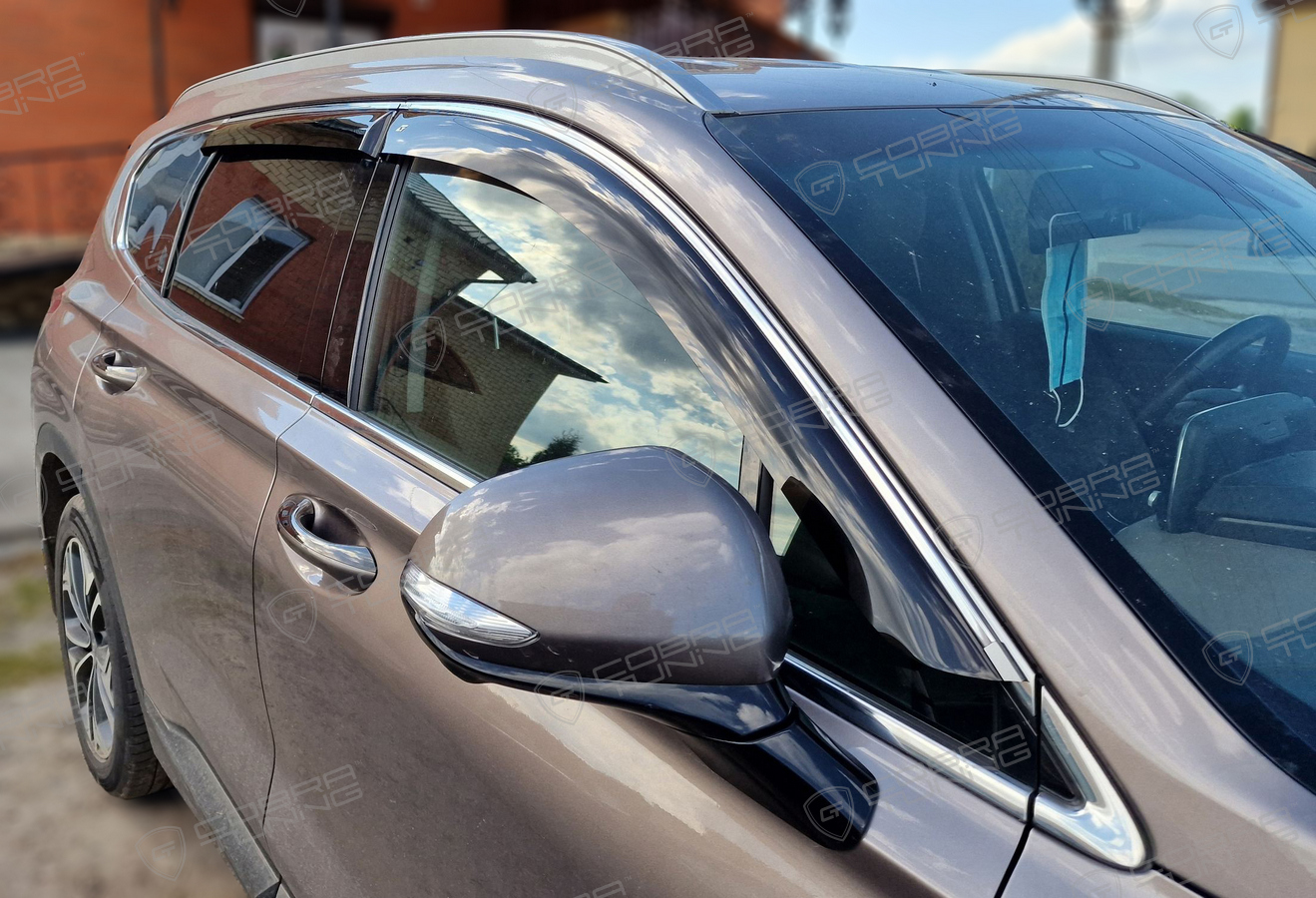 Отзыв - дефлекторы Кобра Тюнинг на окна Hyundai Santa Fe IV 2018