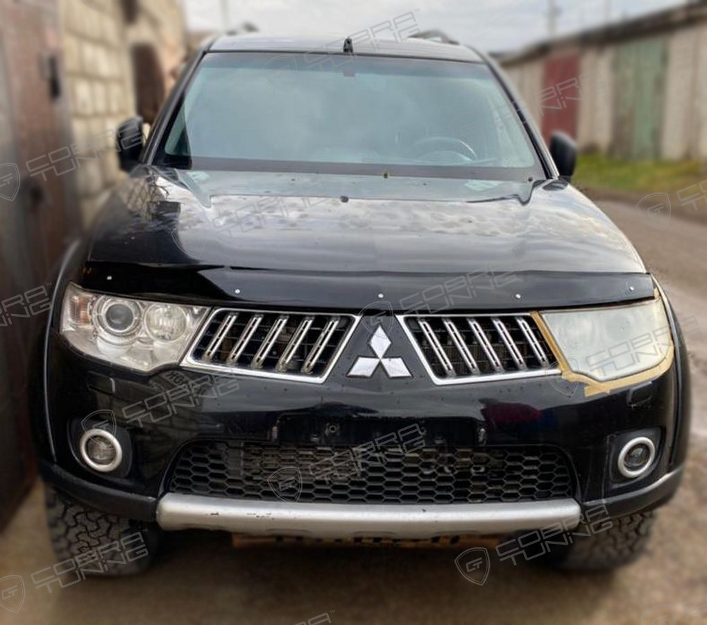 Дефлектор капота Mitsubishi Pajero Sport 2008-2015/Mitsubishi L200 IV  2007-2015