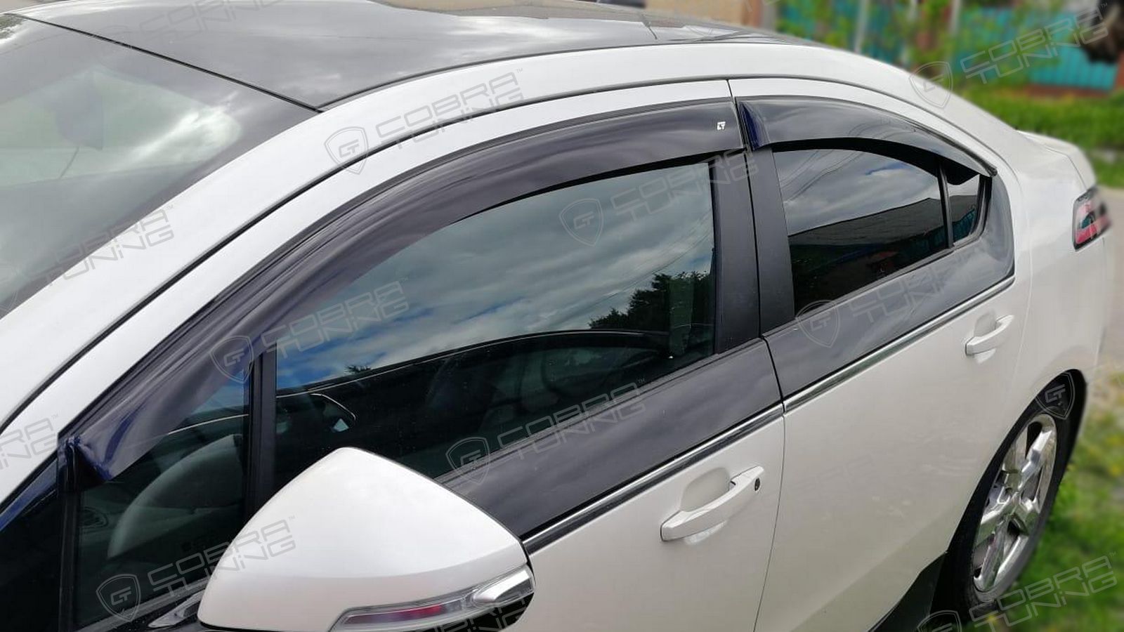 Дефлекторы окон Chevrolet Volt 2010–2015