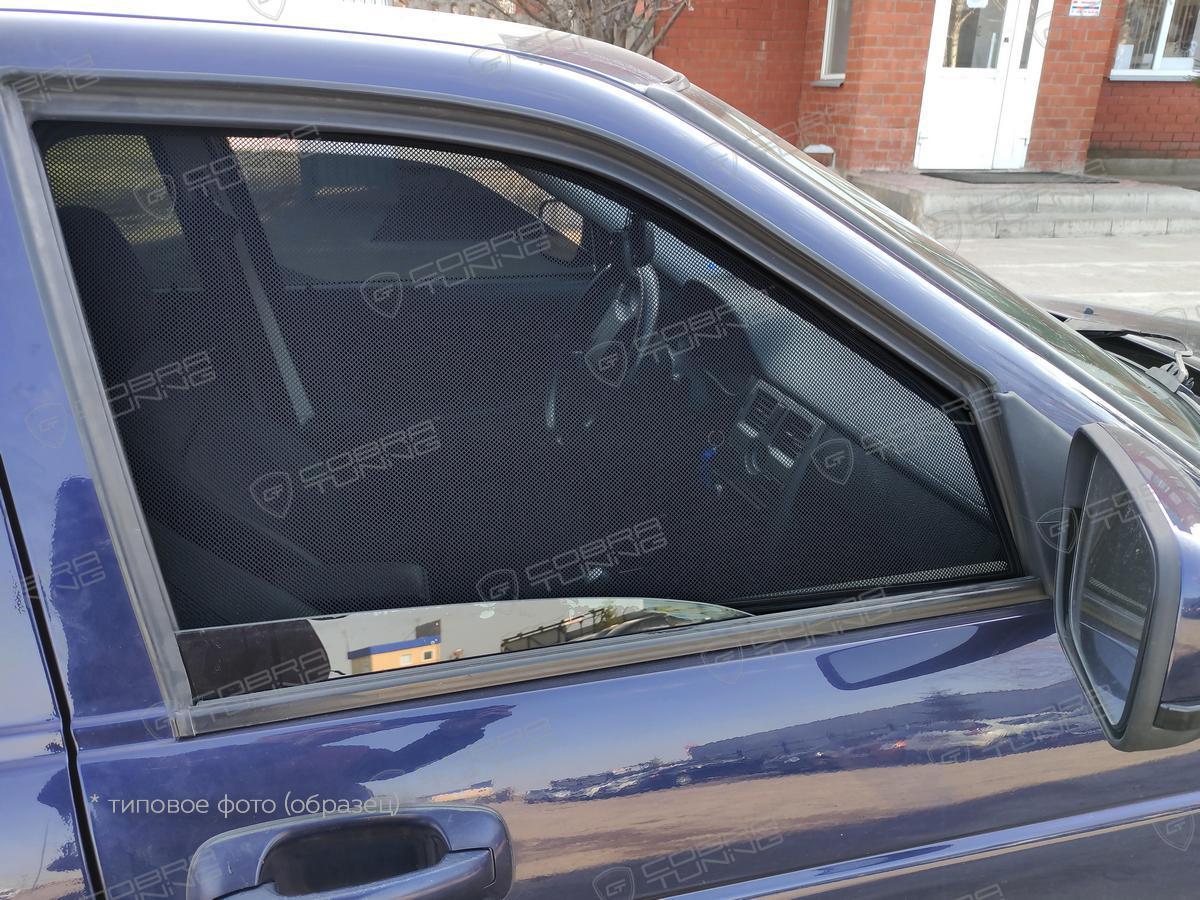 Каркасные шторки Audi Q7 5d 2015 на задние окна (0)